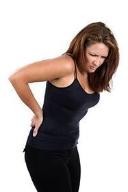 Dolore lombare in una donna con osteocondrosi