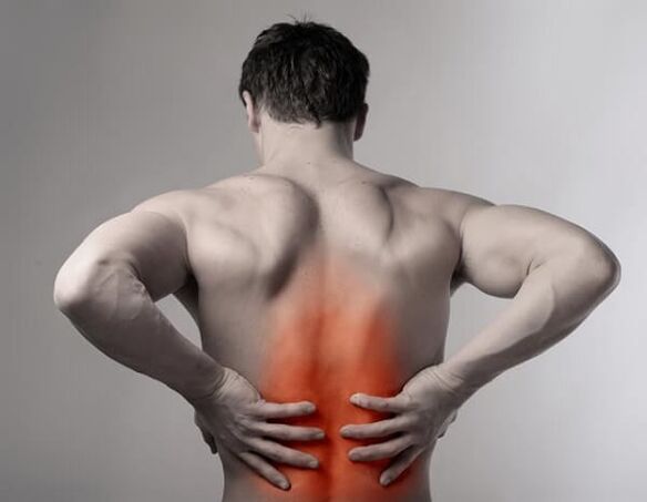 Mal di schiena dovuto all'osteocondrosi spinale